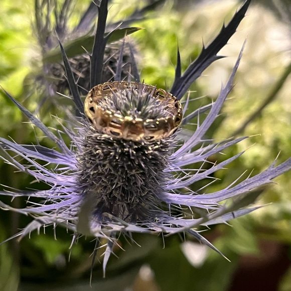 Antique Estate 14 K gold, hand-carved wedding band, in a size 5.5 - Picture 4 of 5